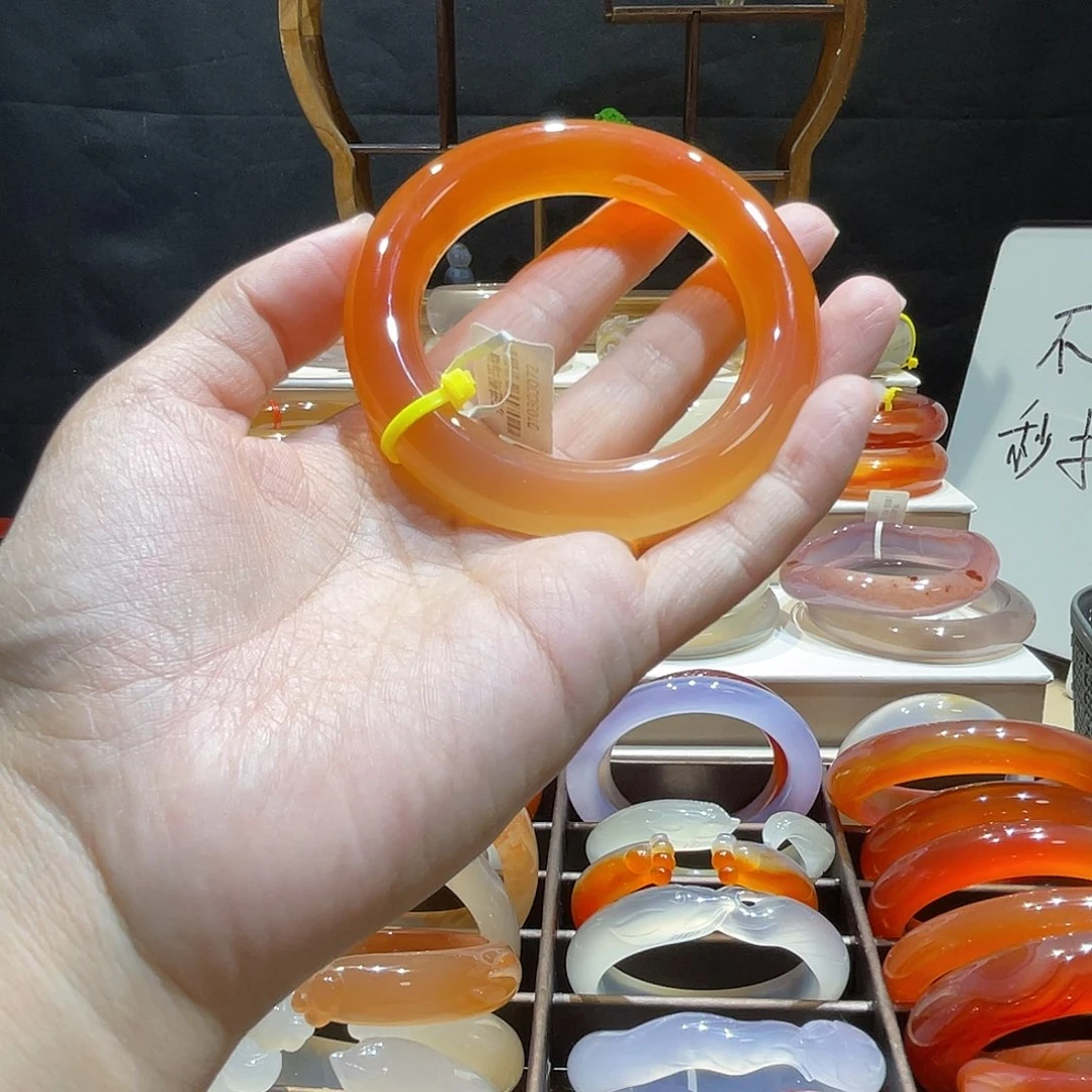 玛瑙/玉髓未镶嵌手镯