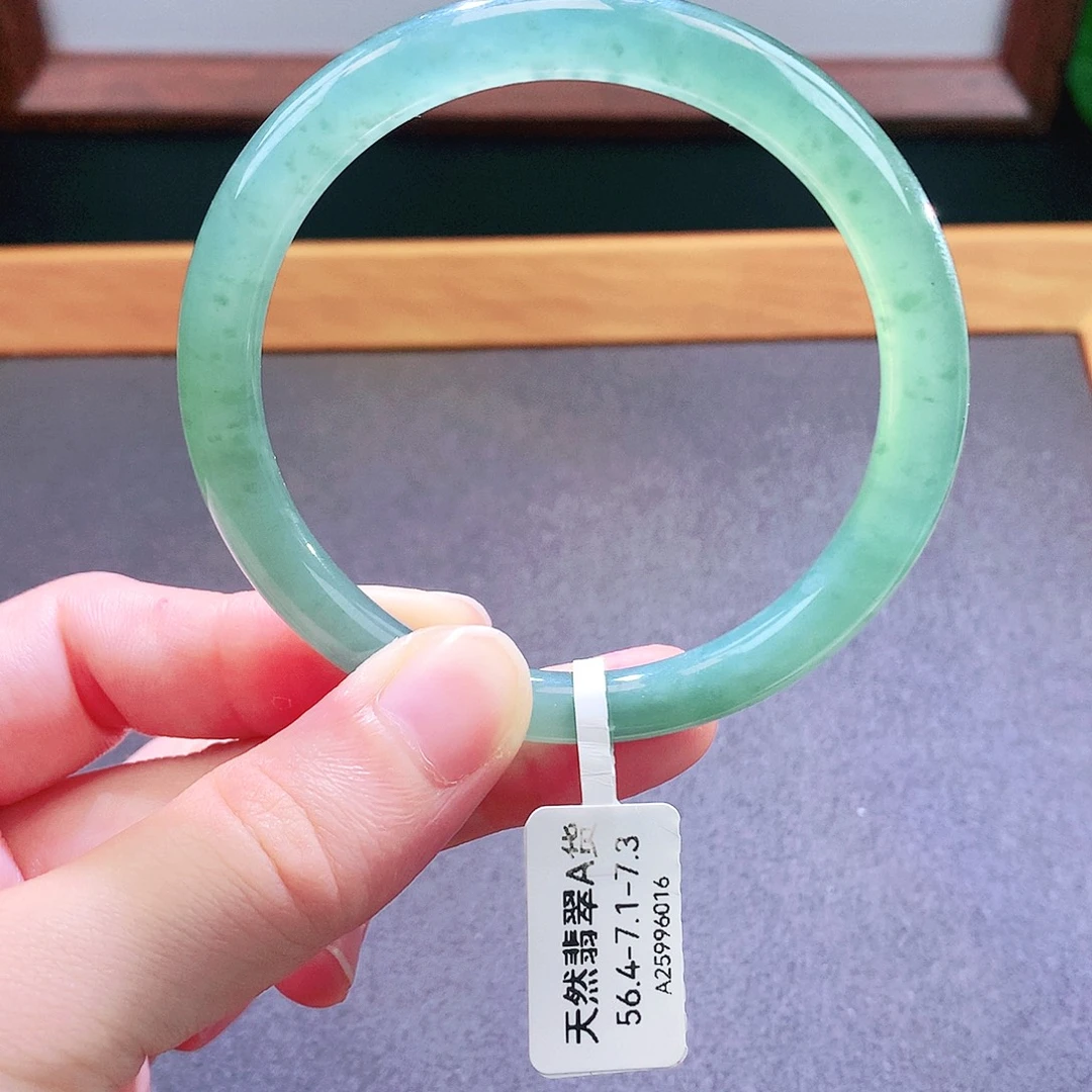 未镶嵌手镯翡翠天然翡翠