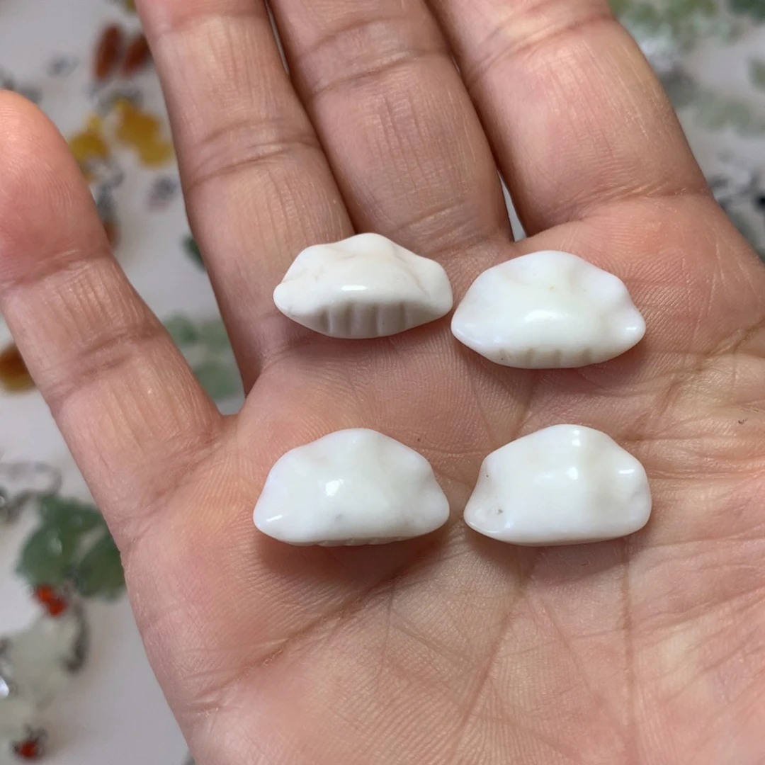 蛇纹石玉耳环未镶嵌N****z