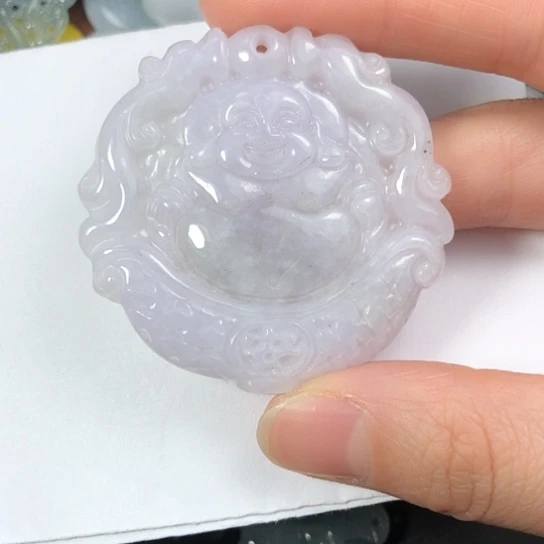 翡翠未镶嵌颈饰缅甸A货，每天下午1点半开播