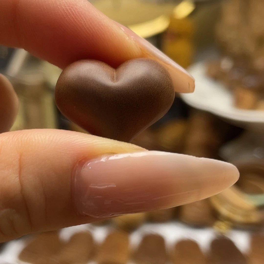 檀香木爱心大号的