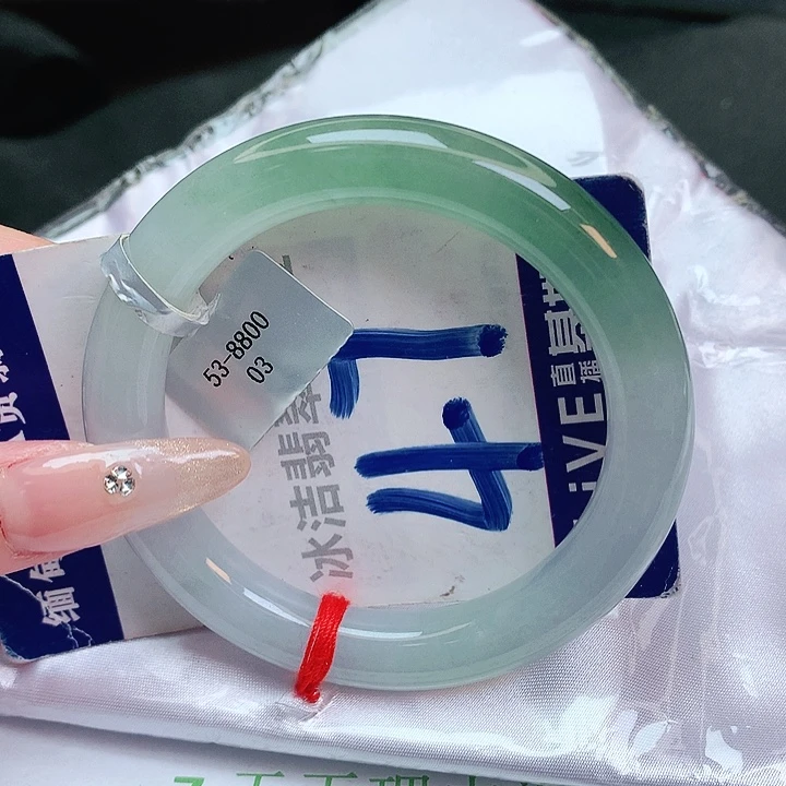 翡翠手镯未镶嵌缅甸天然a货翡翠手镯