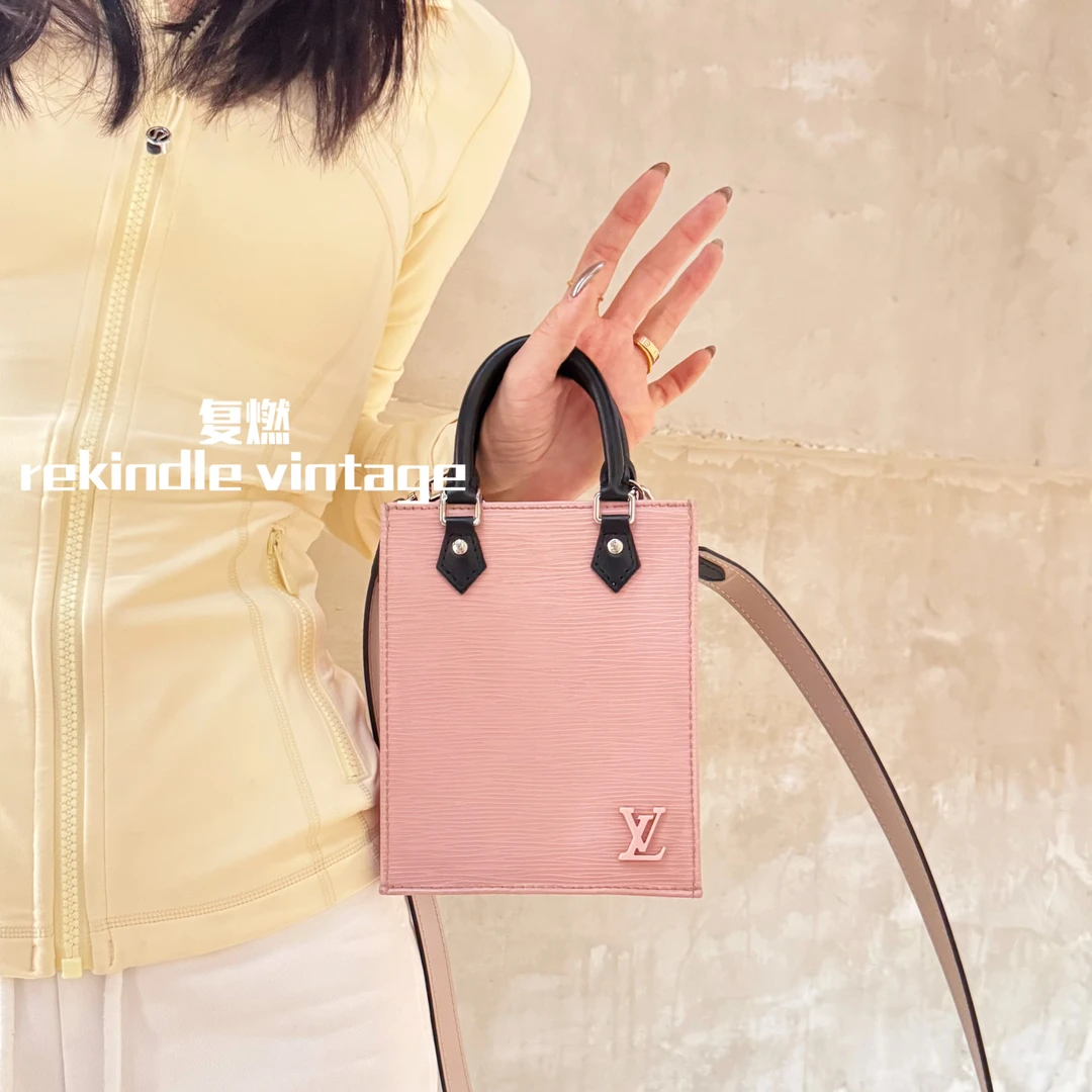 95新 LouisVuitton/路易威登 复燃精选/樱花粉水波纹小琴谱芯片款