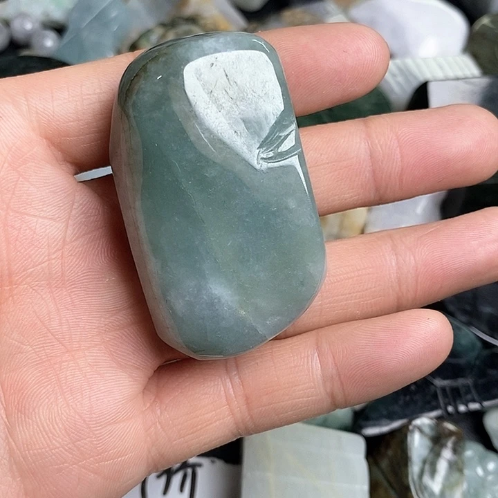 翡翠未镶嵌颈饰天然翡翠