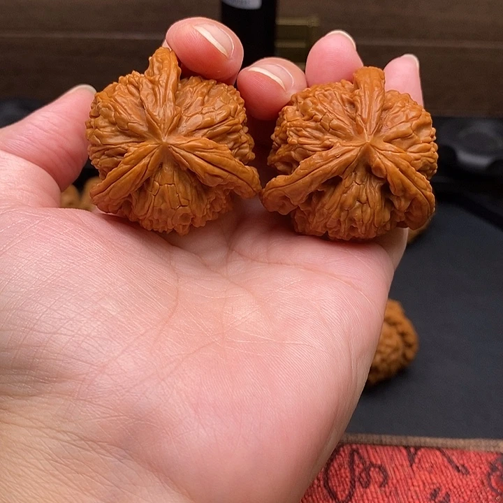胖***子把件文玩核桃白奔