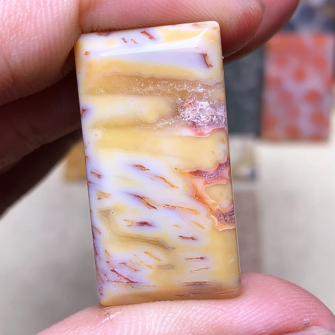 硅化玉珠宝奇石合金我****鹿