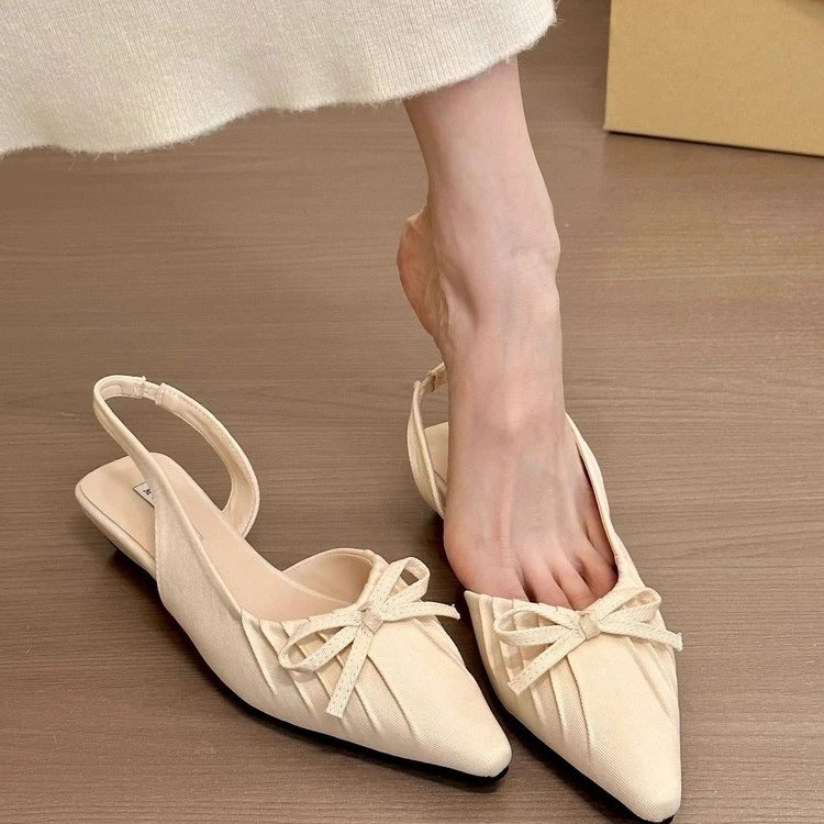 包头凉鞋女法式高级感百搭低跟2025春季裸色尖头粗跟气质单鞋女鞋