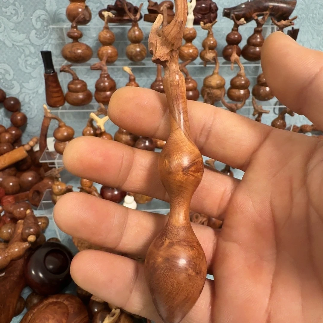 木麻梨疙瘩手工雕刻葫芦手把件