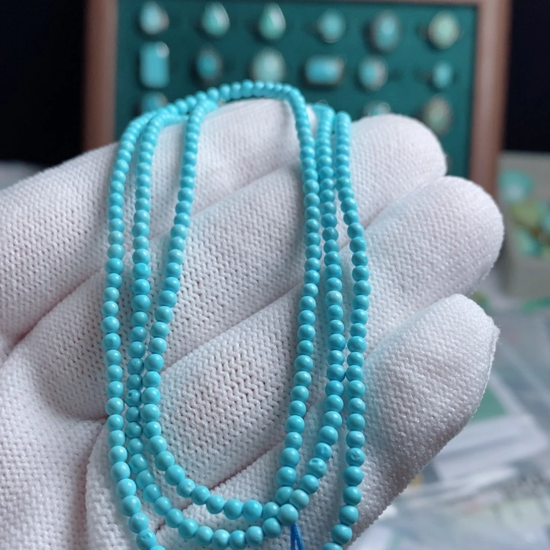 绿松石颈饰未镶嵌