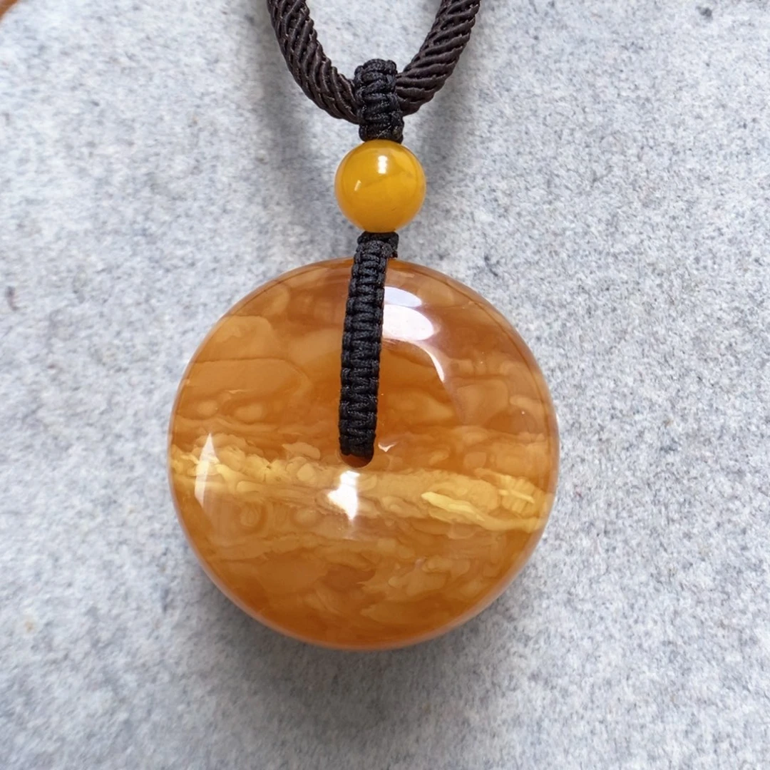 琥珀颈饰未镶嵌蜜蜡