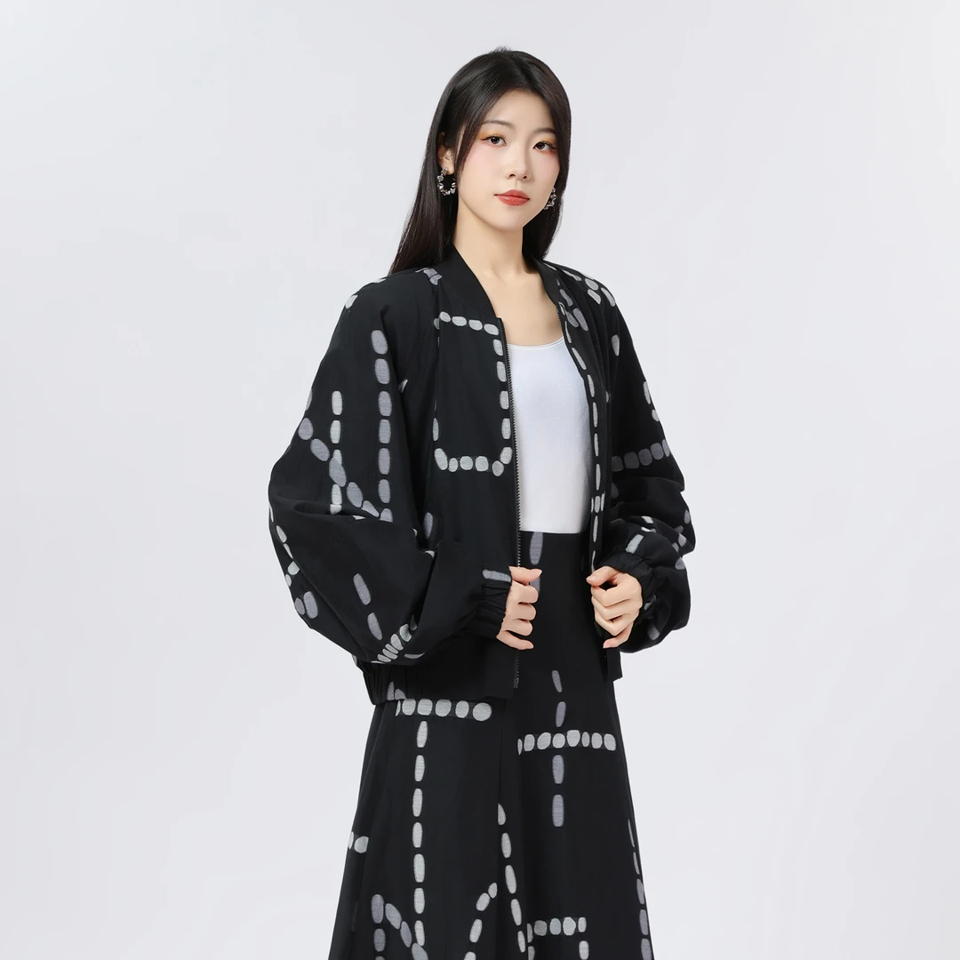 AMASS/阿玛施春夏新款时尚气质法式轻奢款短款外套休闲设计540011