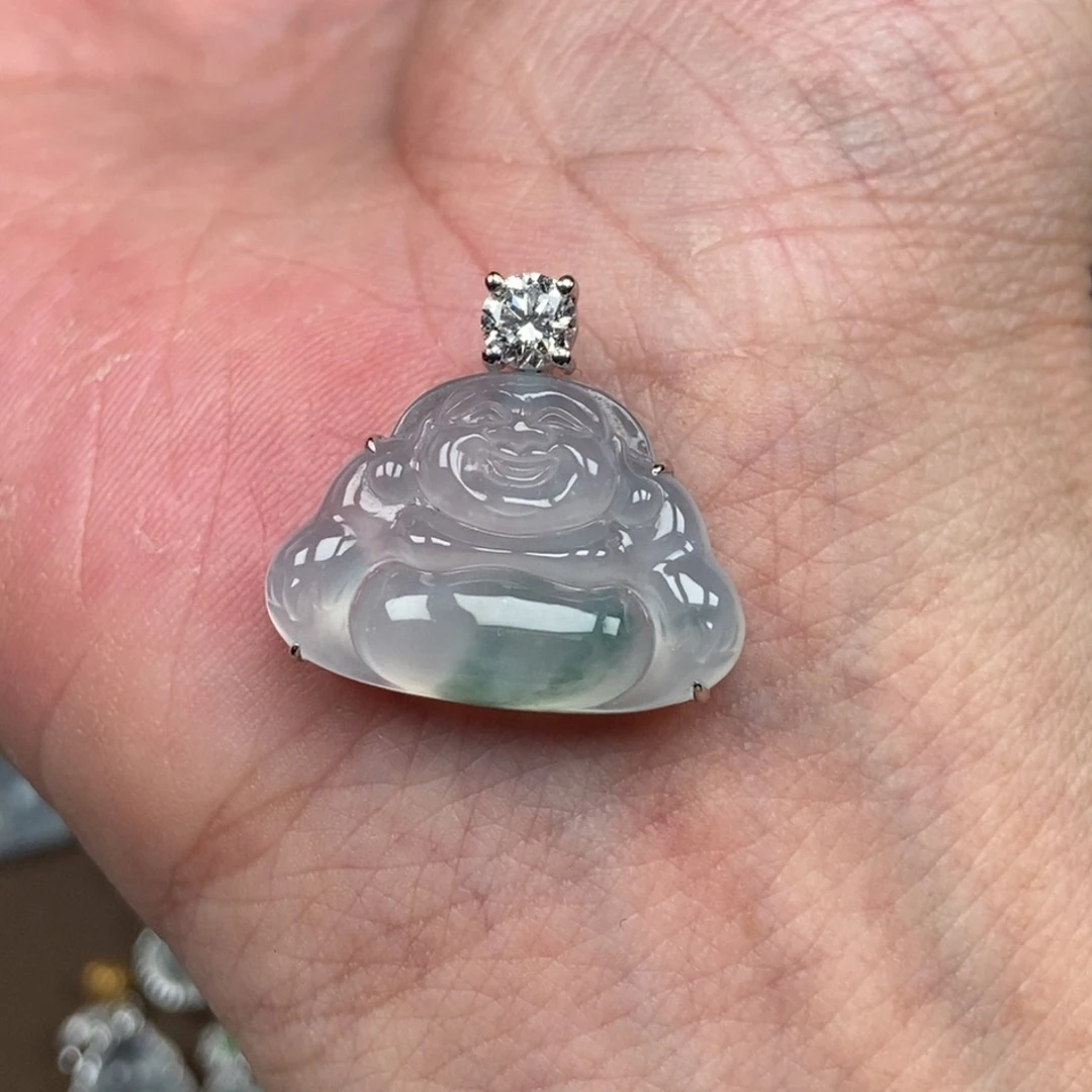 颈饰18K金镶嵌翡翠佛公