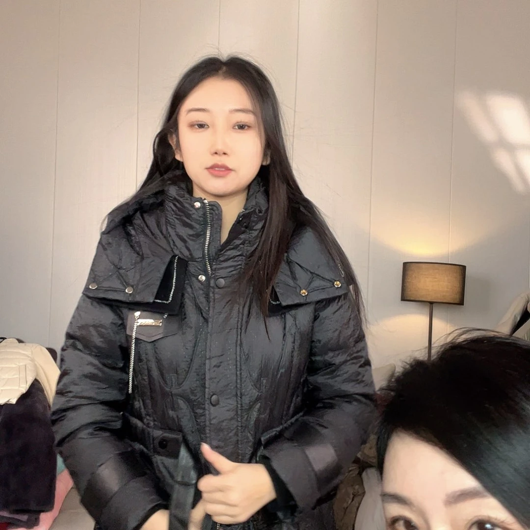 黑马蓝大码羽羽服去拍