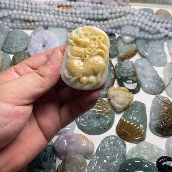 颈饰未镶嵌翡翠麒麟71