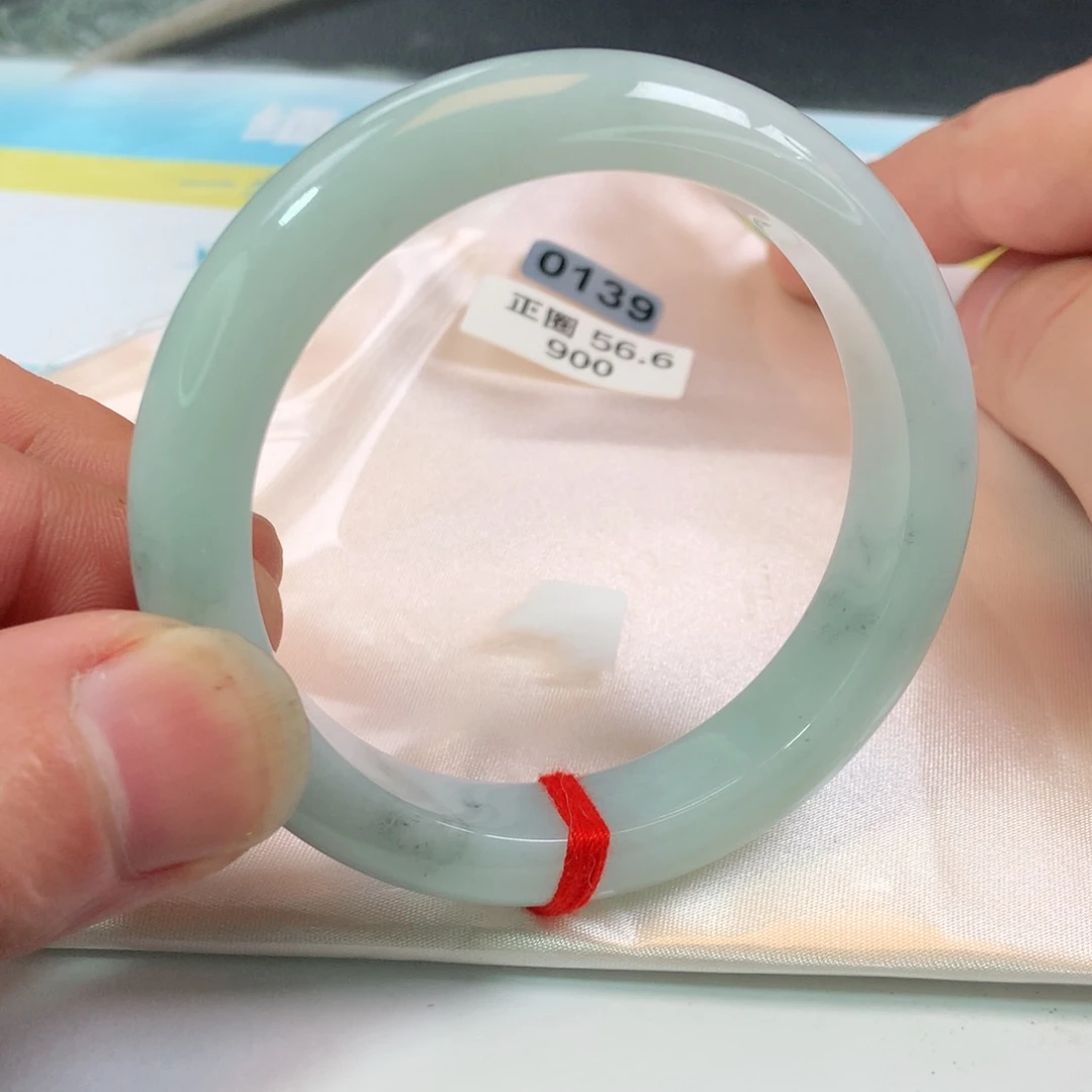 翡翠手镯未镶嵌0139号