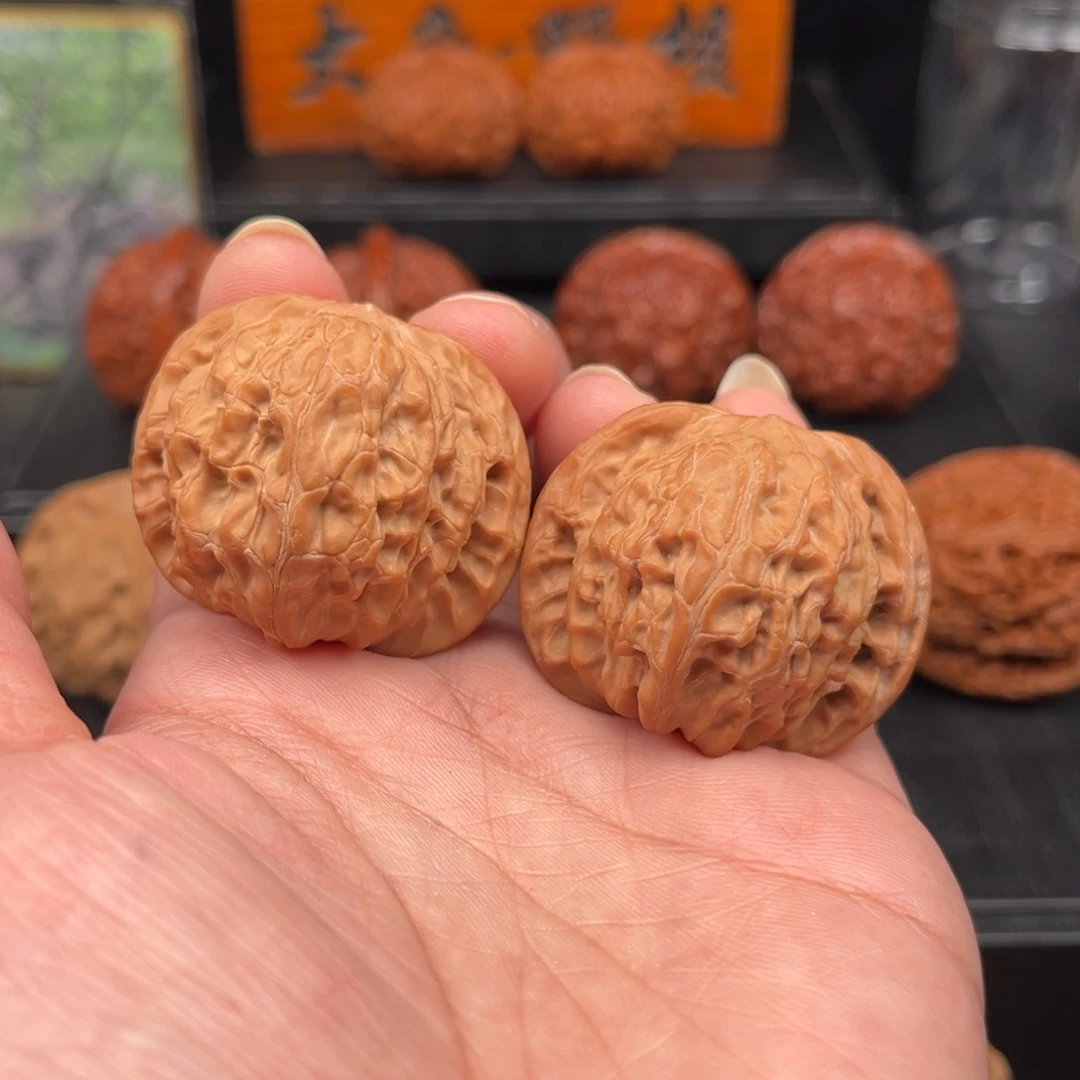 【闪购商品】文玩核桃吊坠全品磨盘38