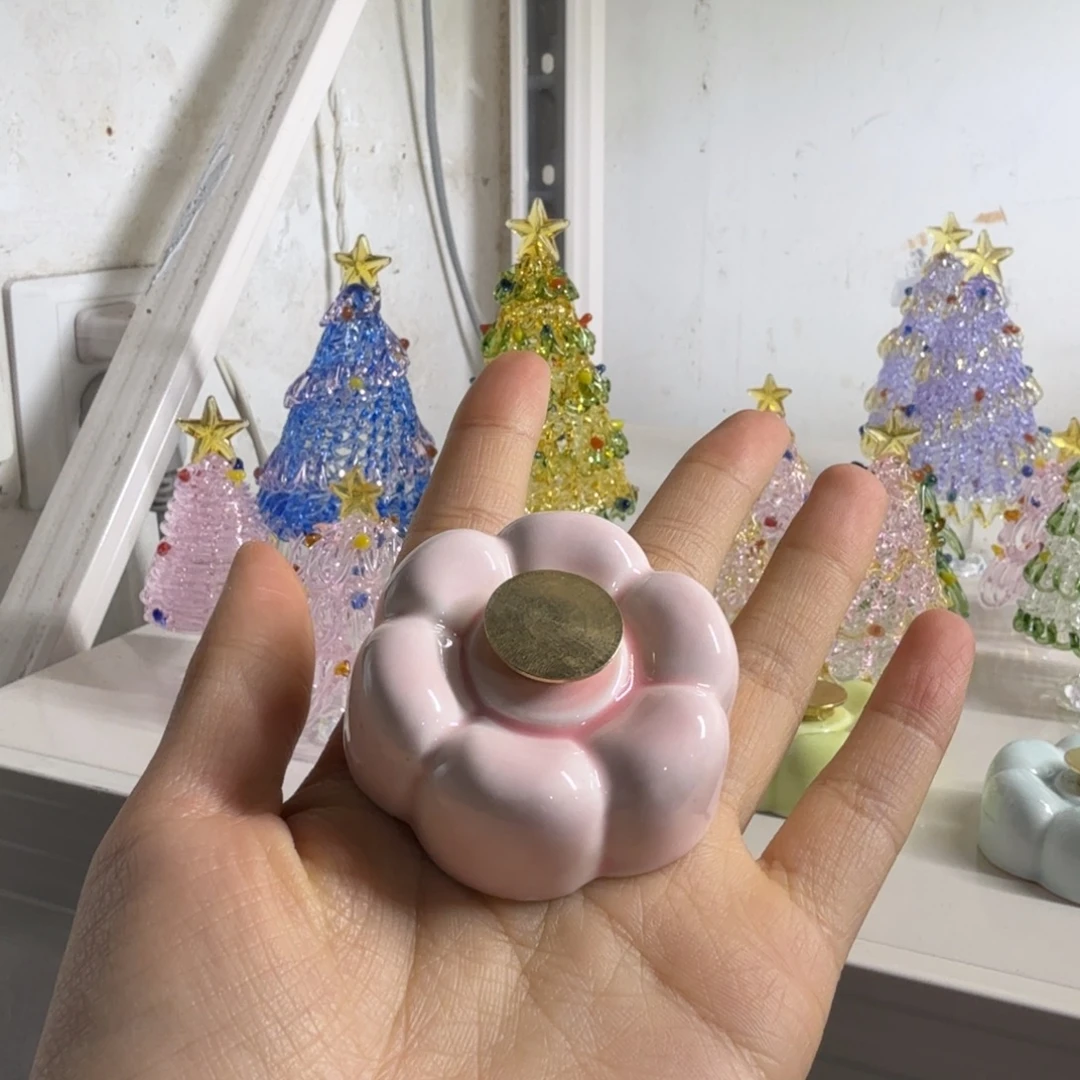 茹***乌手工艺品琉璃底座