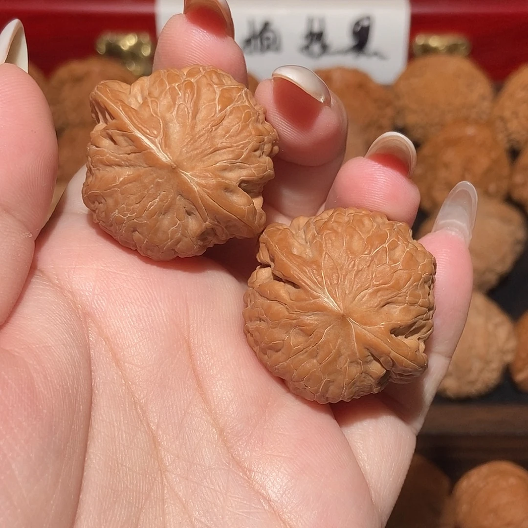 文玩核桃吊坠铁锤35