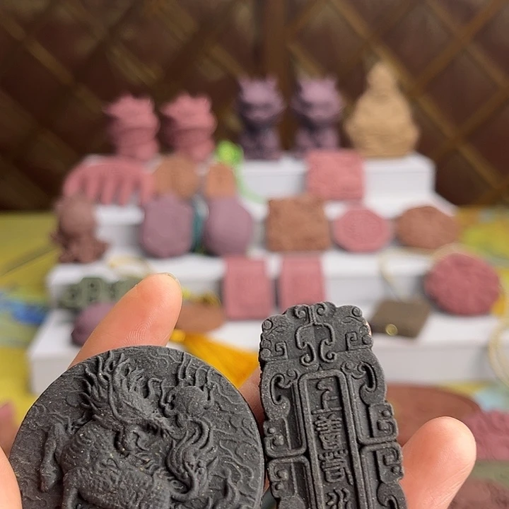 泥塑爱****f驱蚊麒麟➕上善若水脖挂
