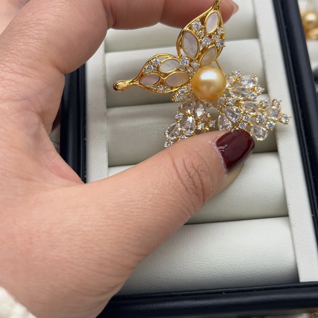 合金海水珍珠胸针