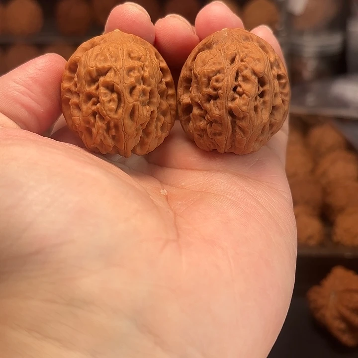 1文玩核桃方金蟾39-197