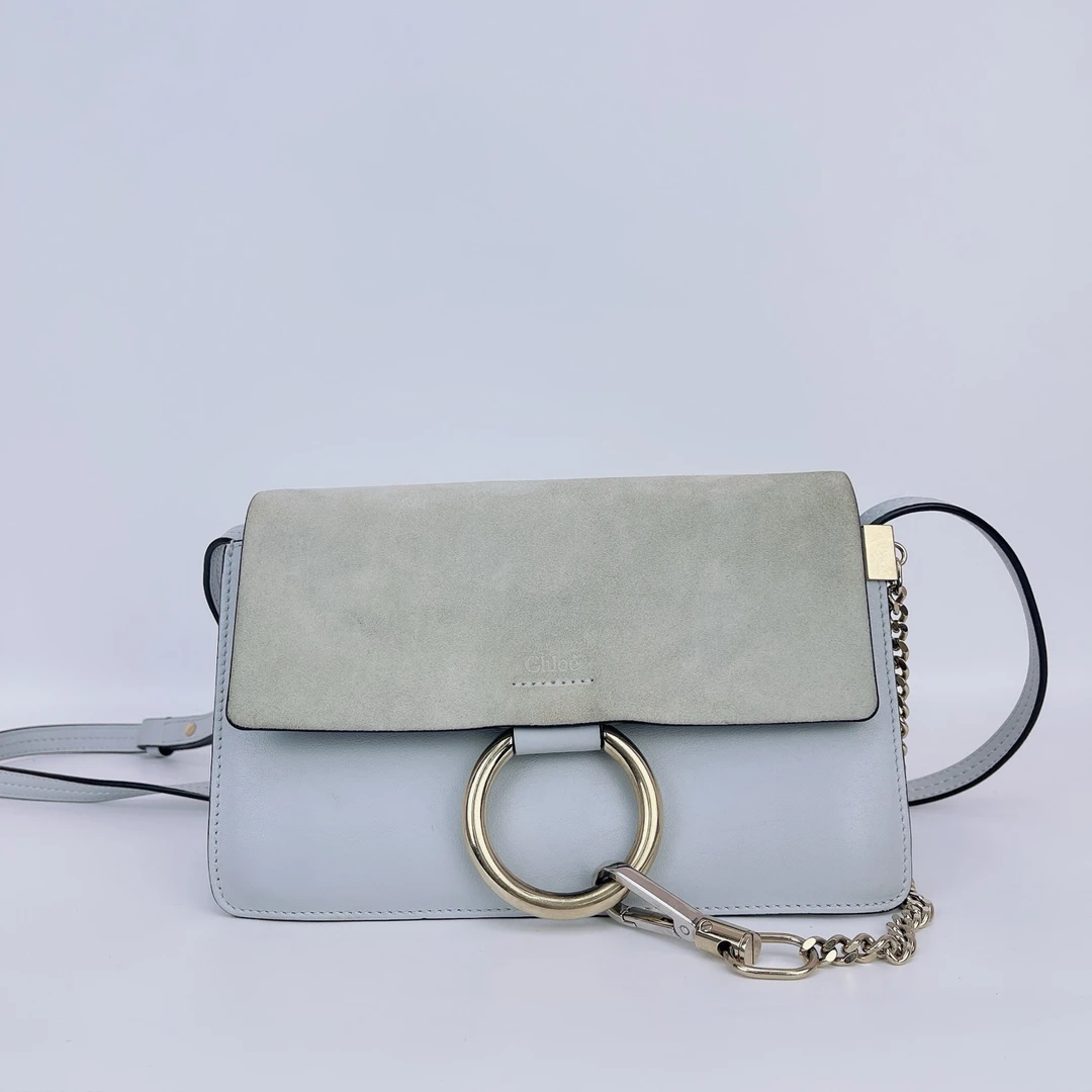 箱包/单肩包 寇依 浅灰色斜挎包底长23 B868