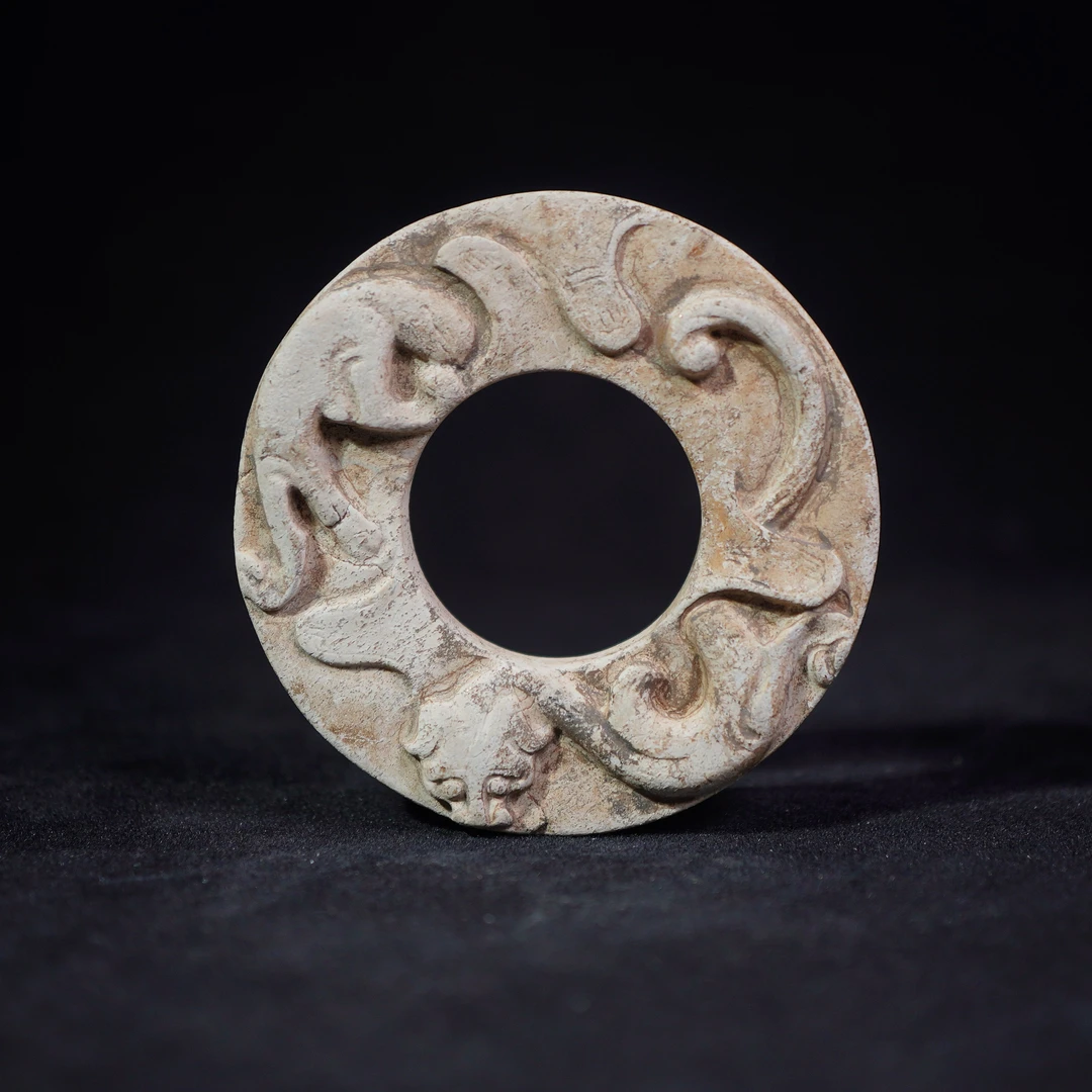 9LL28  明  和田玉螭龙玉璧