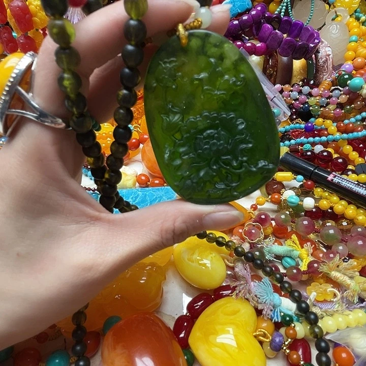 树脂制品587夜明香蝶恋花