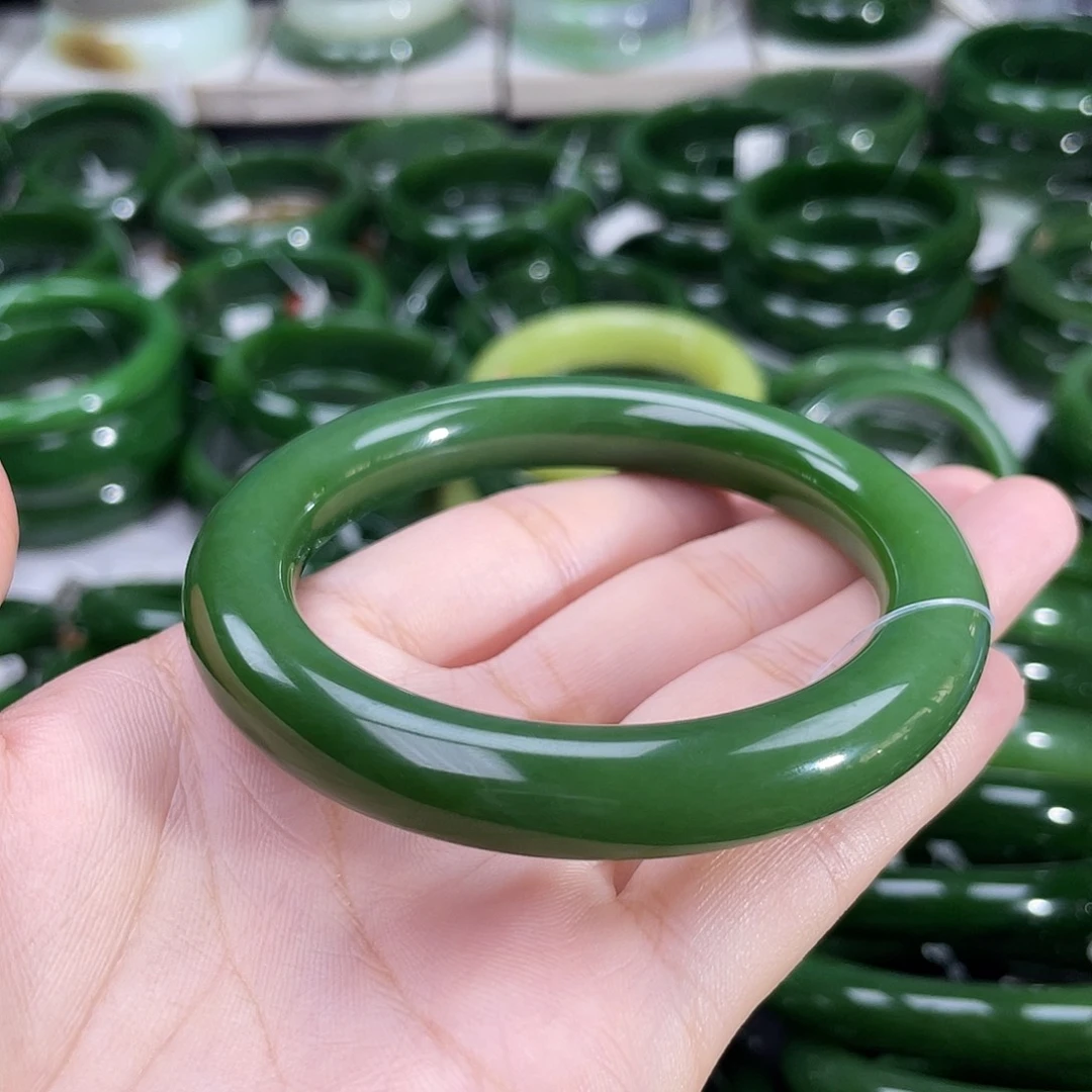 和田玉（碧玉）手镯未镶嵌