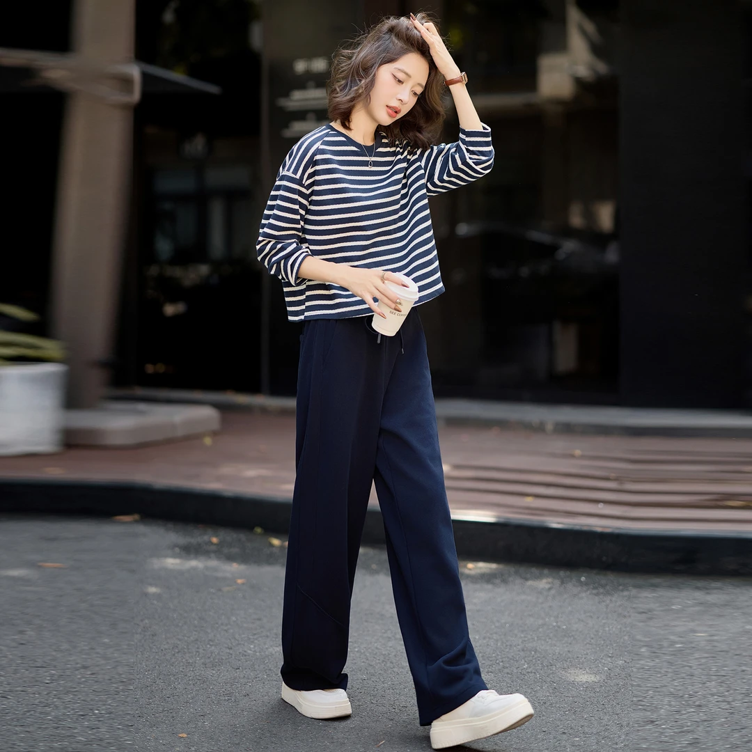 长袖休闲运动套装女2025新款秋装圆领条纹卫衣直筒阔腿裤两件套搭
