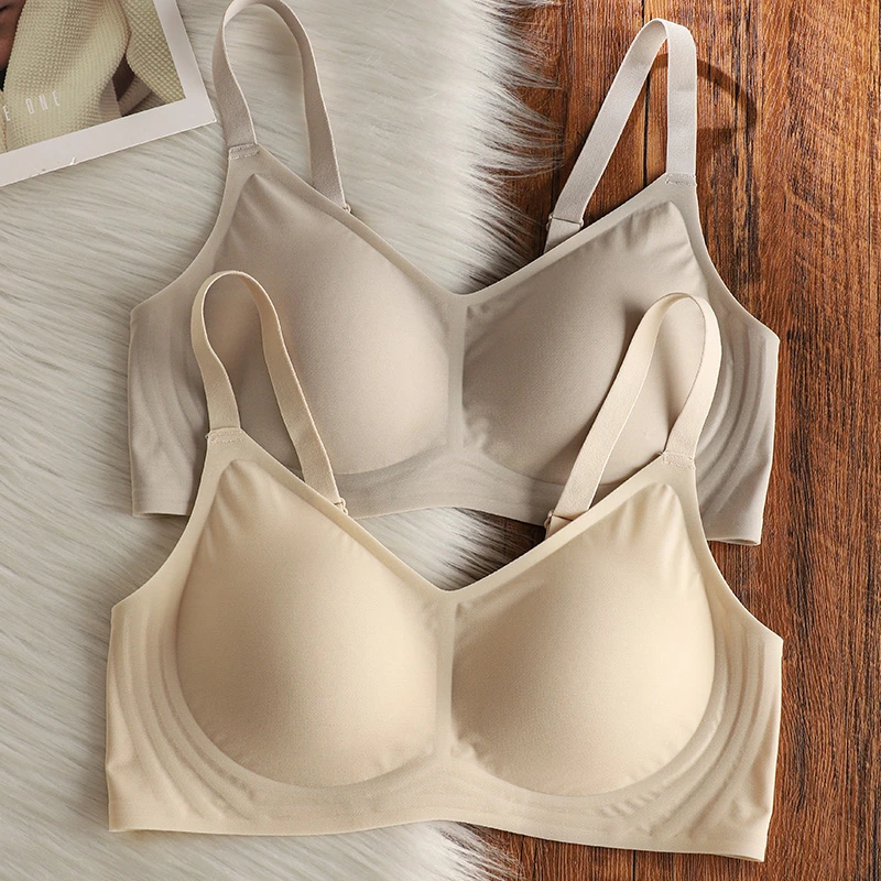 无痕透气内衣女夏薄款大胸显小防下垂收副乳无钢圈舒适运动文胸罩