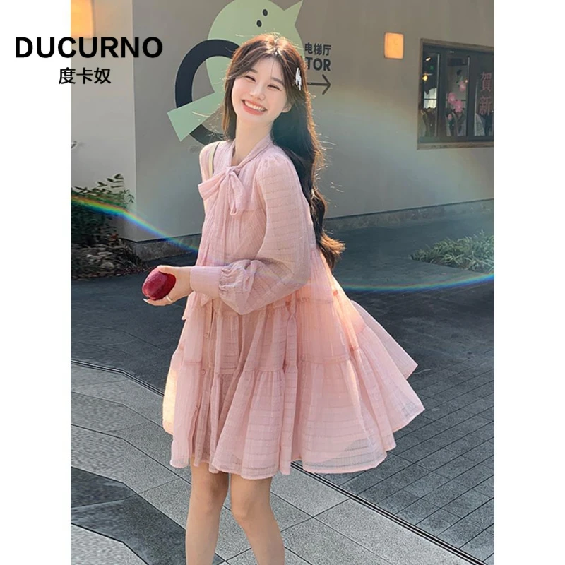 粉色长袖连衣裙女早秋2025新款小个子茶歇法式甜美减龄仙女a字裙