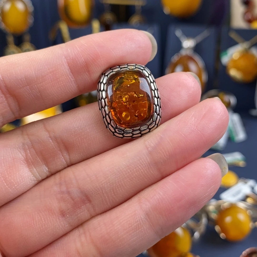 琥珀颈饰银S925镀金镶嵌