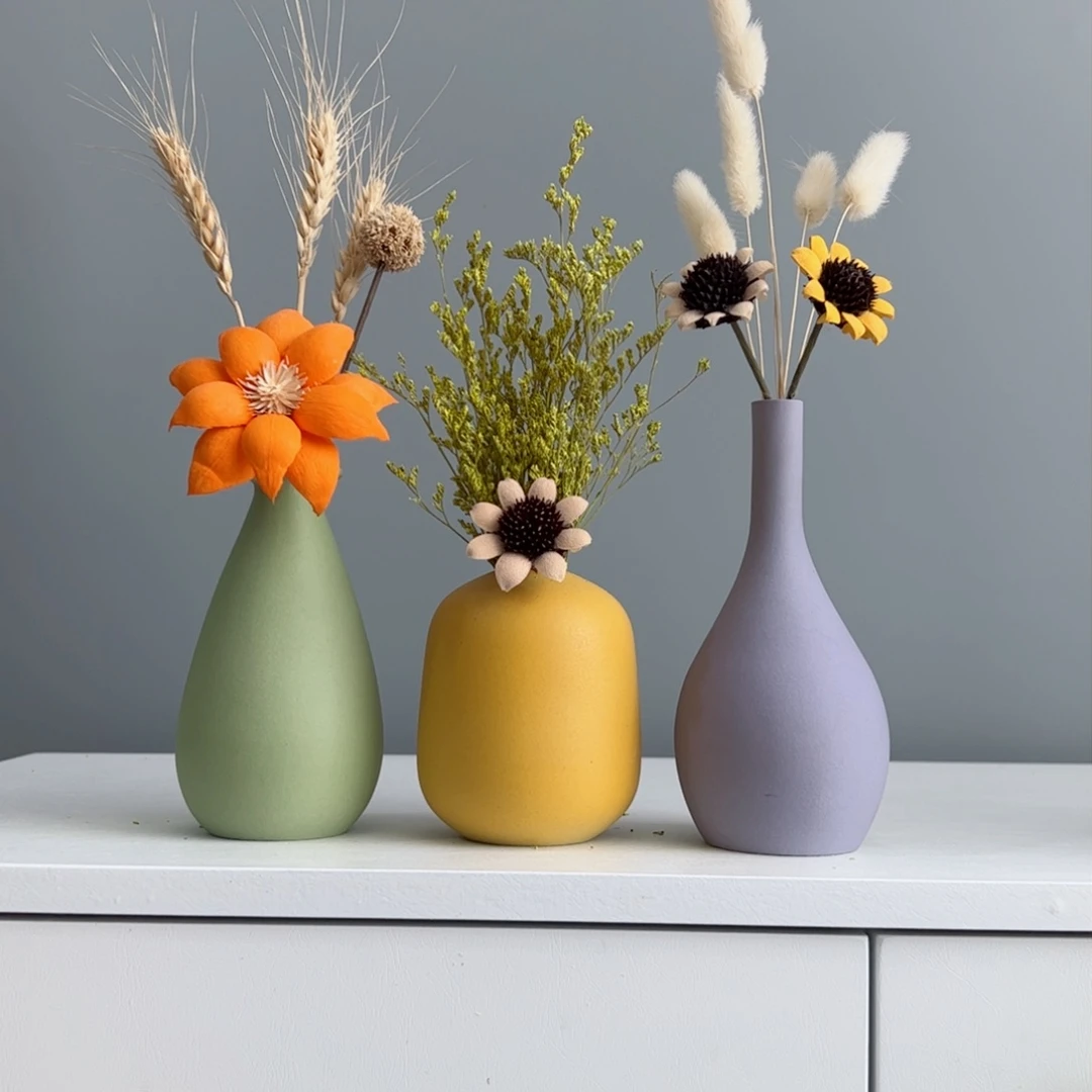 摆件陶瓷小花瓶摆件含花总高约20-30cm