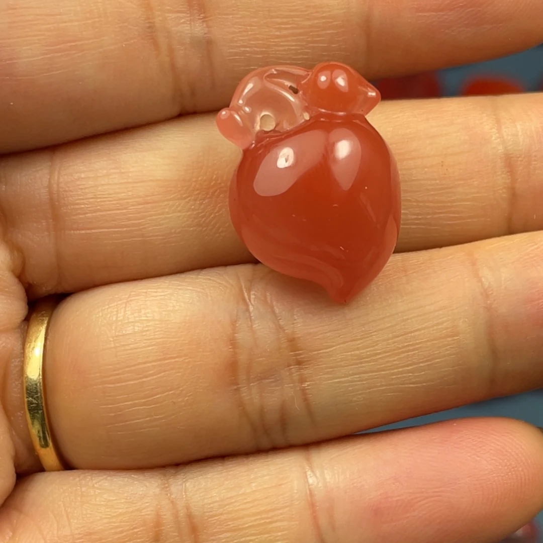 南红玛瑙未镶嵌颈饰