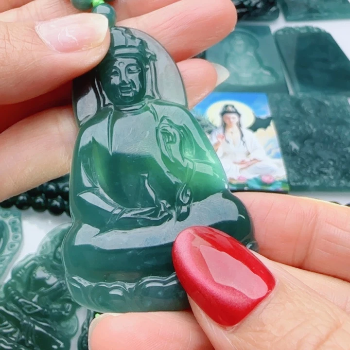 翡翠未镶嵌颈饰多样性发货天然A货翡翠