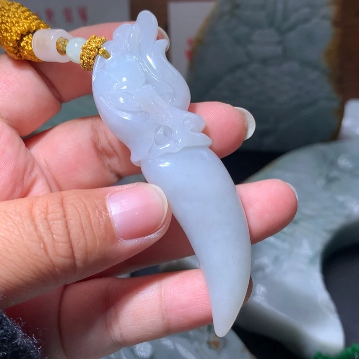 翡翠未镶嵌颈饰保真天然A货翡翠