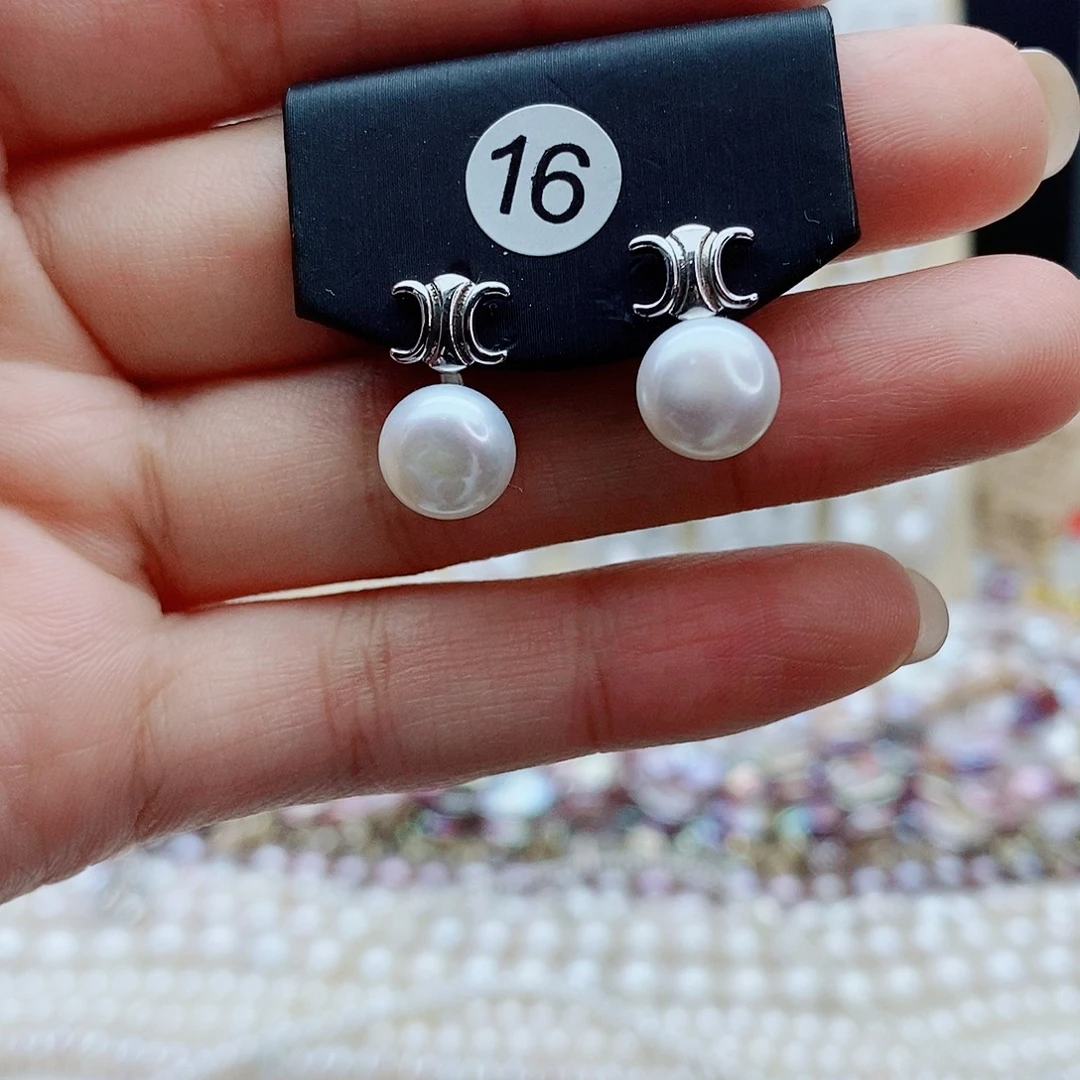 未镶嵌淡水珍珠耳饰