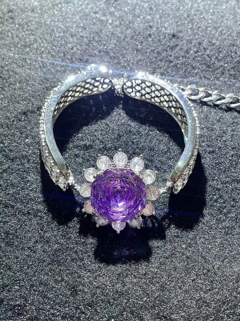 手镯 璀璨精美Tbbo15-75