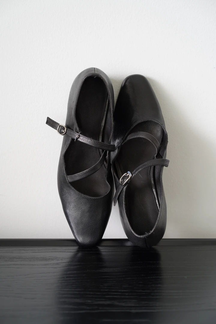 复古重工水洗马皮马丽珍低跟单鞋