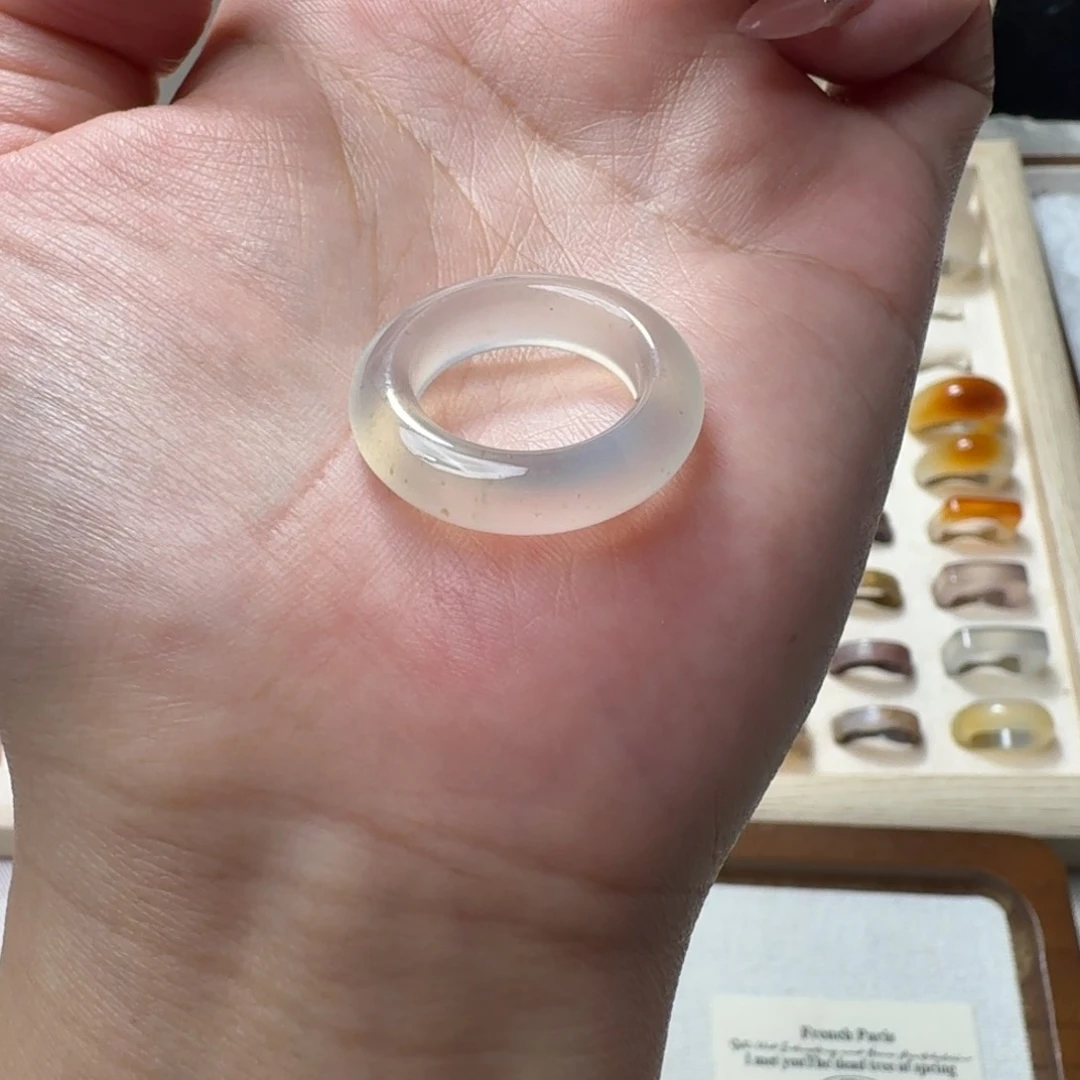 未镶嵌戒指玛瑙/玉髓663港13