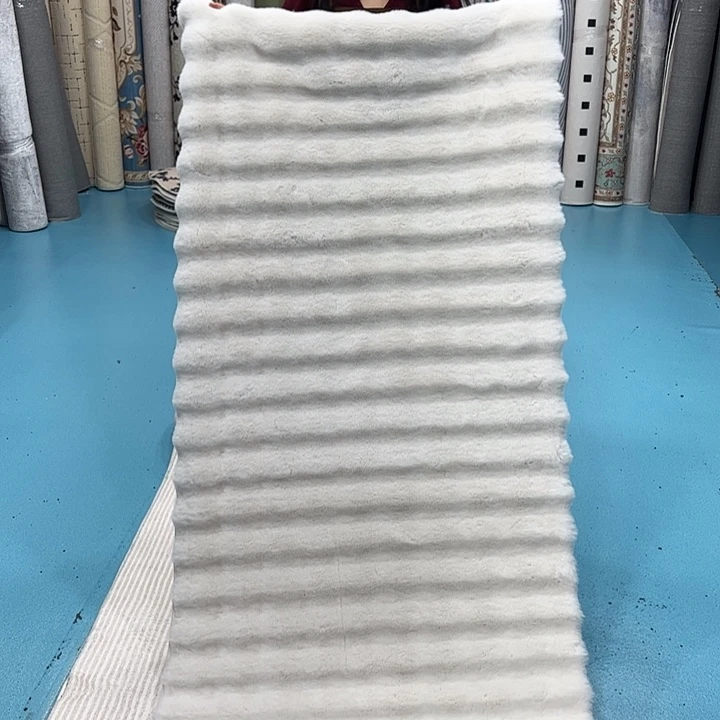 混纺80×200仿兔毛泡泡球麂皮绒底特价误差正负1-3厘米