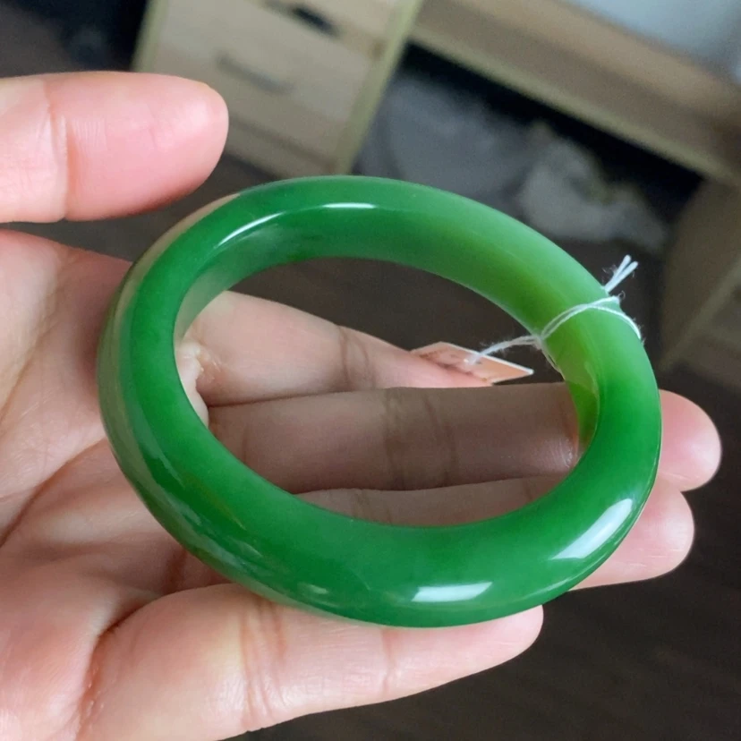 【闪购商品】未镶嵌手镯和田玉（碧玉）