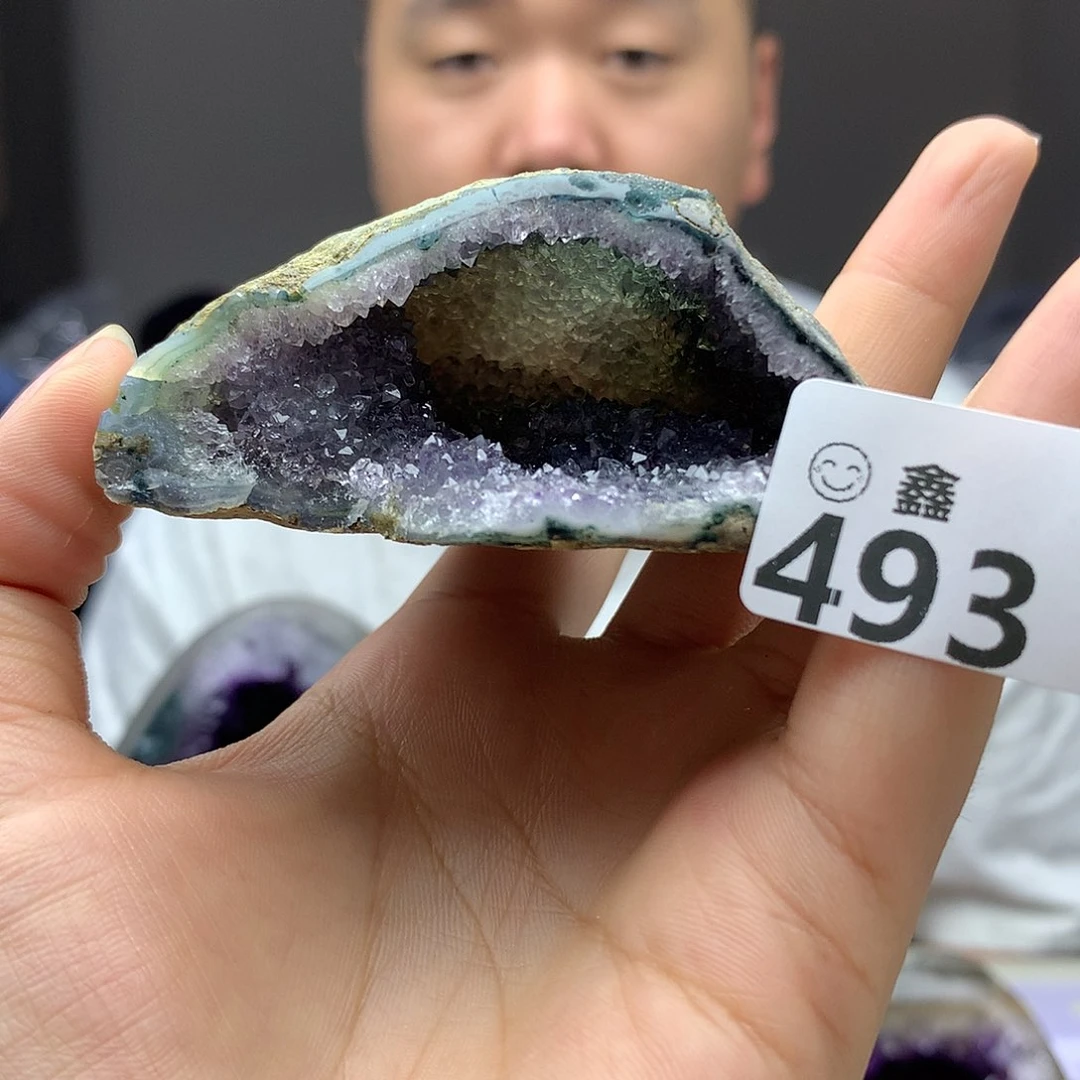 未镶嵌水晶大型摆件（非配饰）