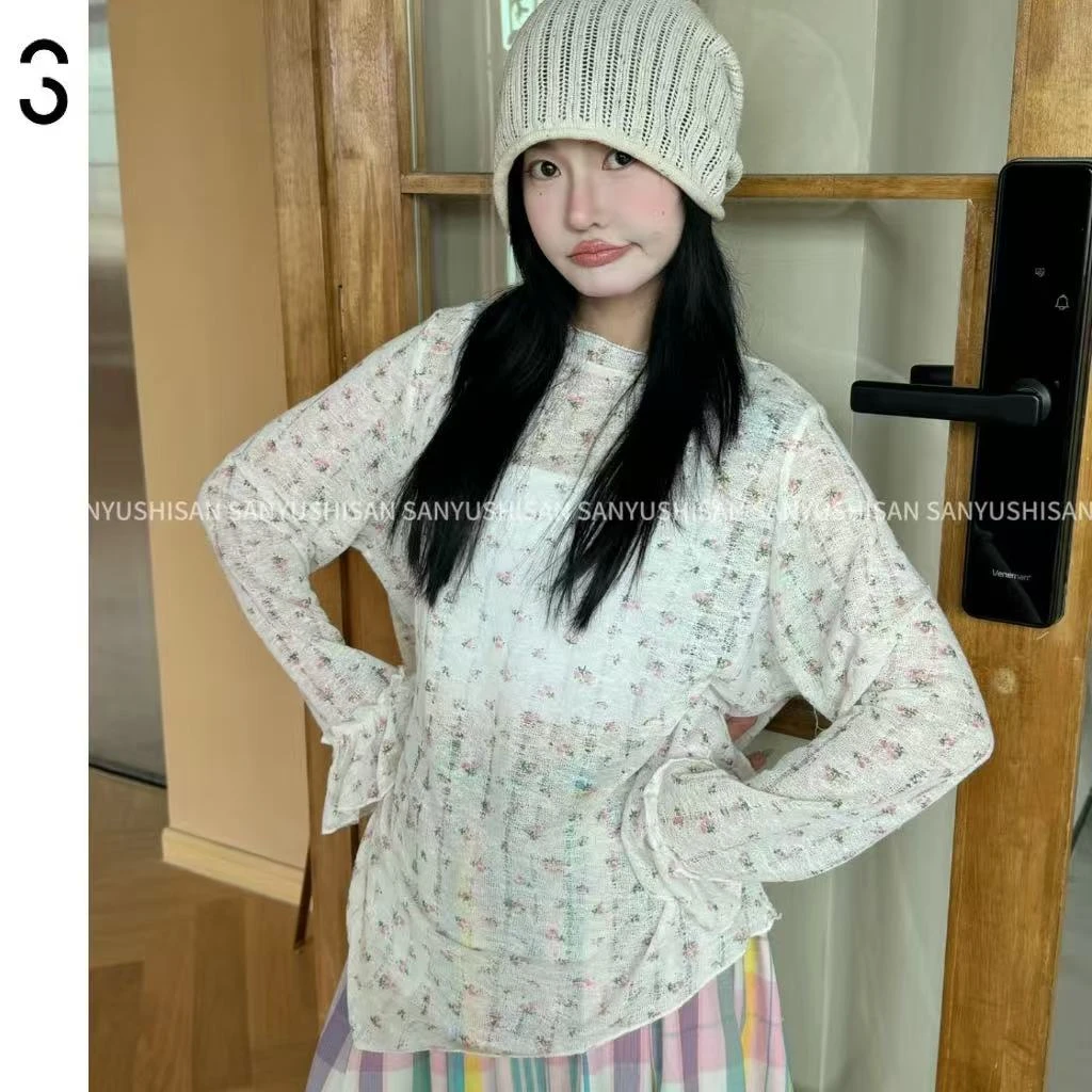 三与十三|恋桃春色|春季碎花圆领女甜美时尚百搭设计感长袖T恤