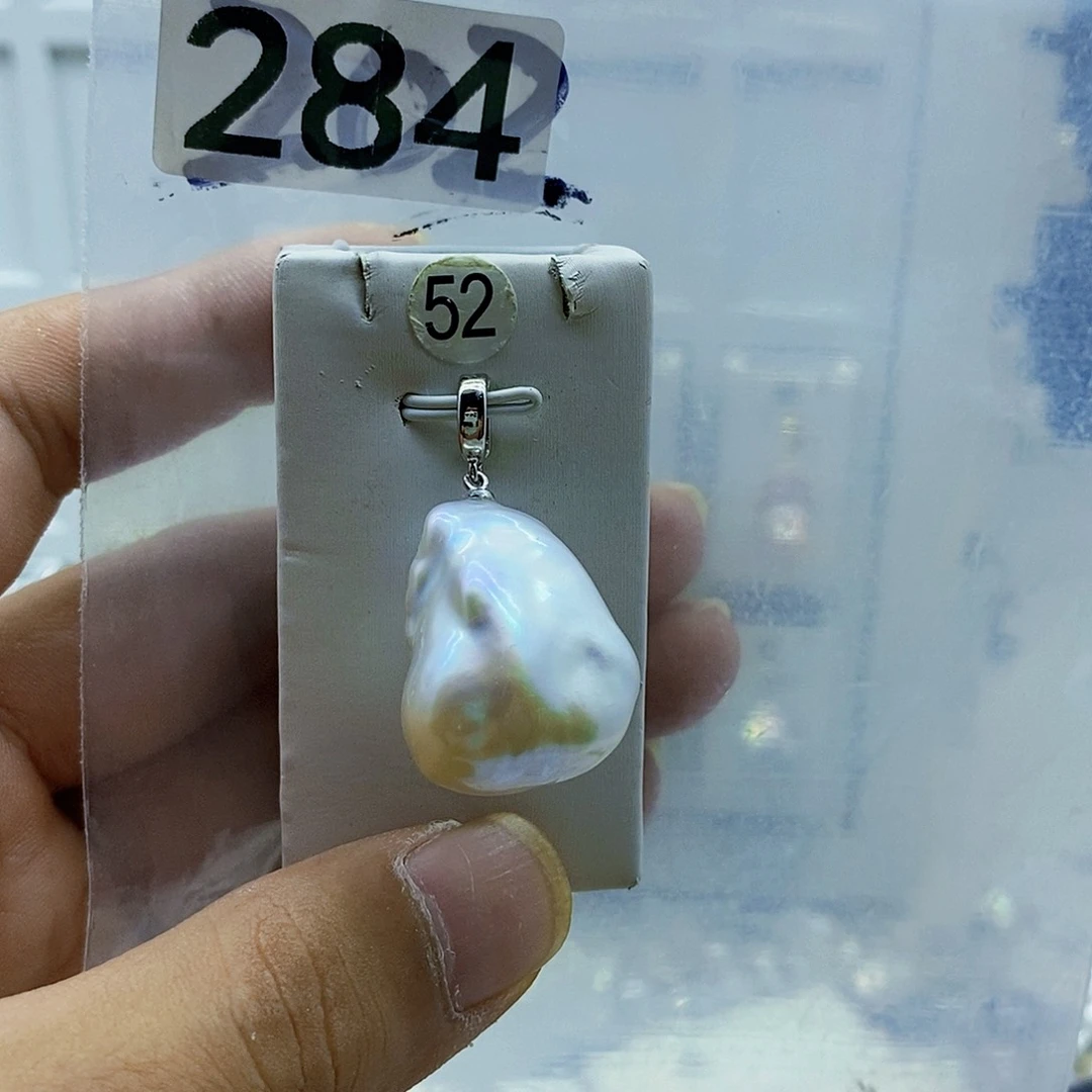 淡水珍珠合金颈饰