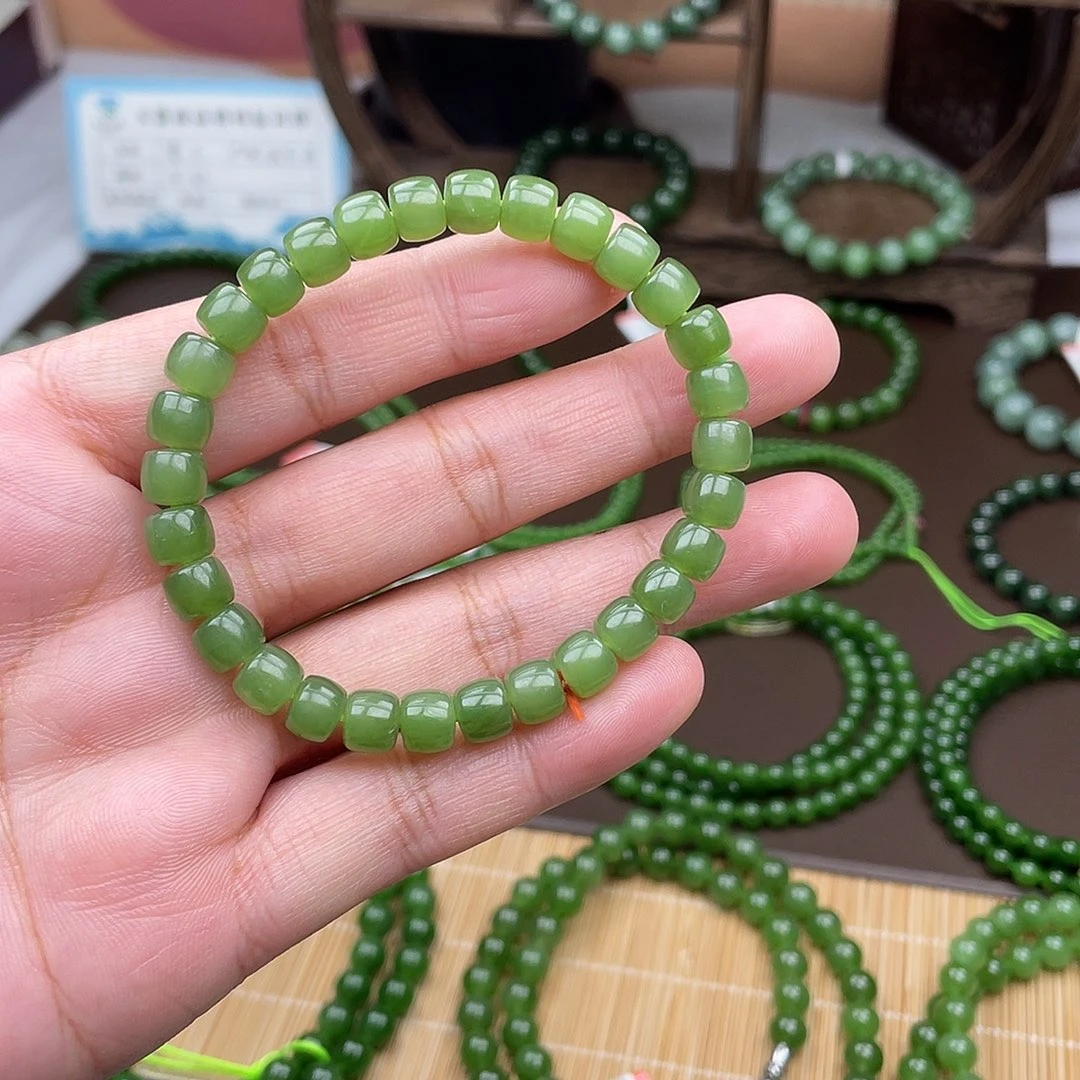 和田玉未镶嵌手链碧玉直切卡7