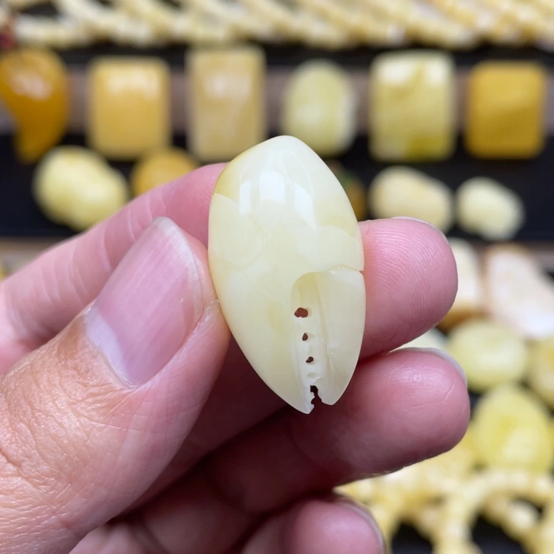 琥珀未镶嵌裸石琥珀蜜蜡