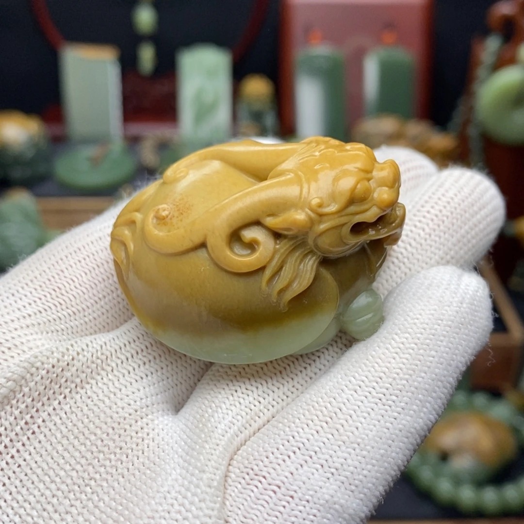 岫岩河磨玉（透闪石质玉）未镶嵌把件