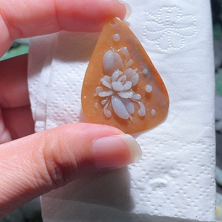 颈饰未镶嵌翡翠天